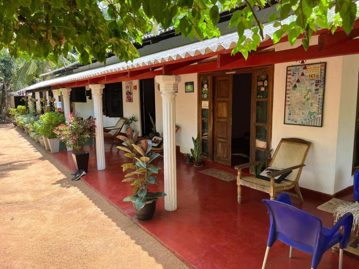 Lake House Homestay Anurâdhapura Extérieur photo