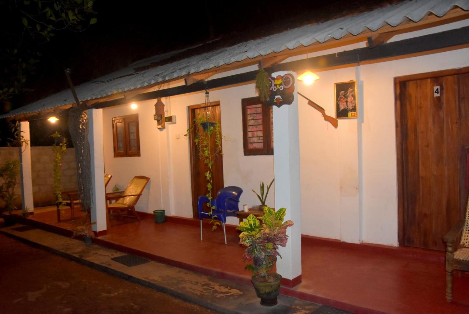 Lake House Homestay Anurâdhapura Extérieur photo