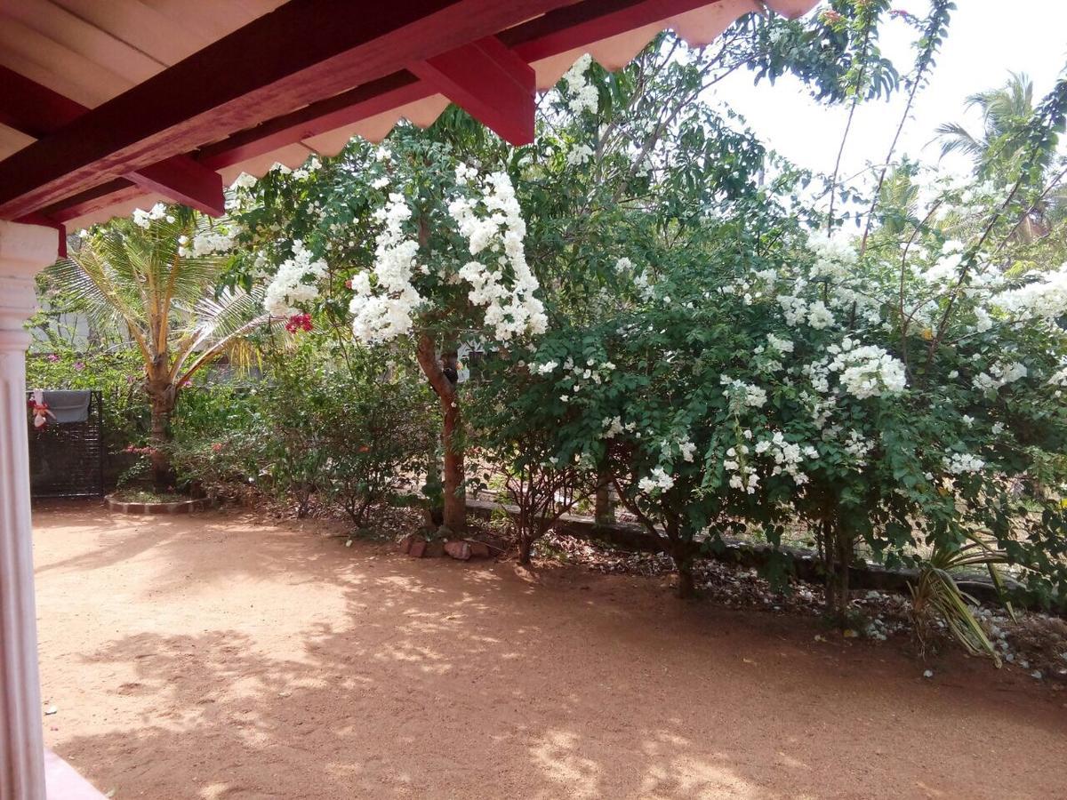 Lake House Homestay Anurâdhapura Extérieur photo